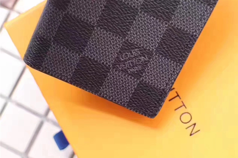 Louis Vuitton LV Quality Card Bags Breathable 8352