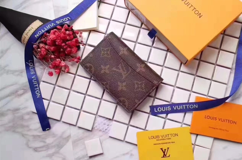 Louis Vuitton LV Quality Card Bags EasyMatch 8483