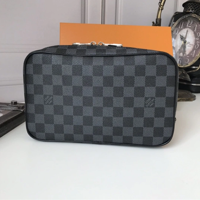 Louis Vuitton LV Quality Toiletry Kits Functional 8865