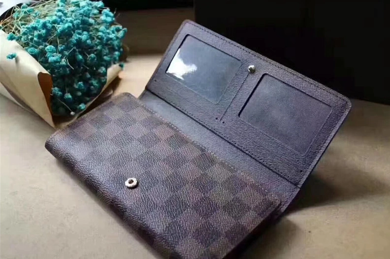 Louis Vuitton LV Quality Wallets Resilient 9369