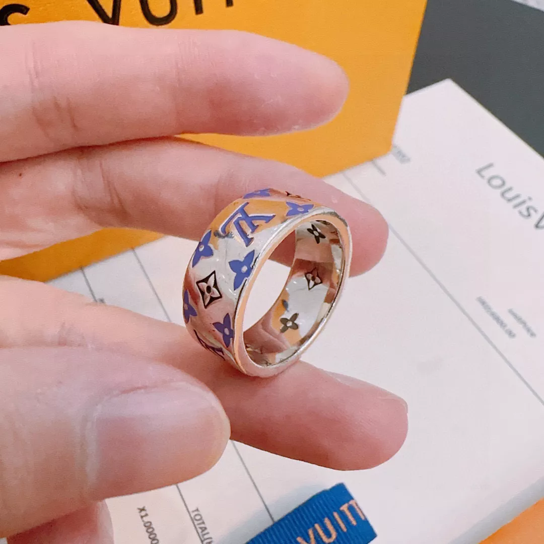 Louis Vuitton LV Rings Durable 7848