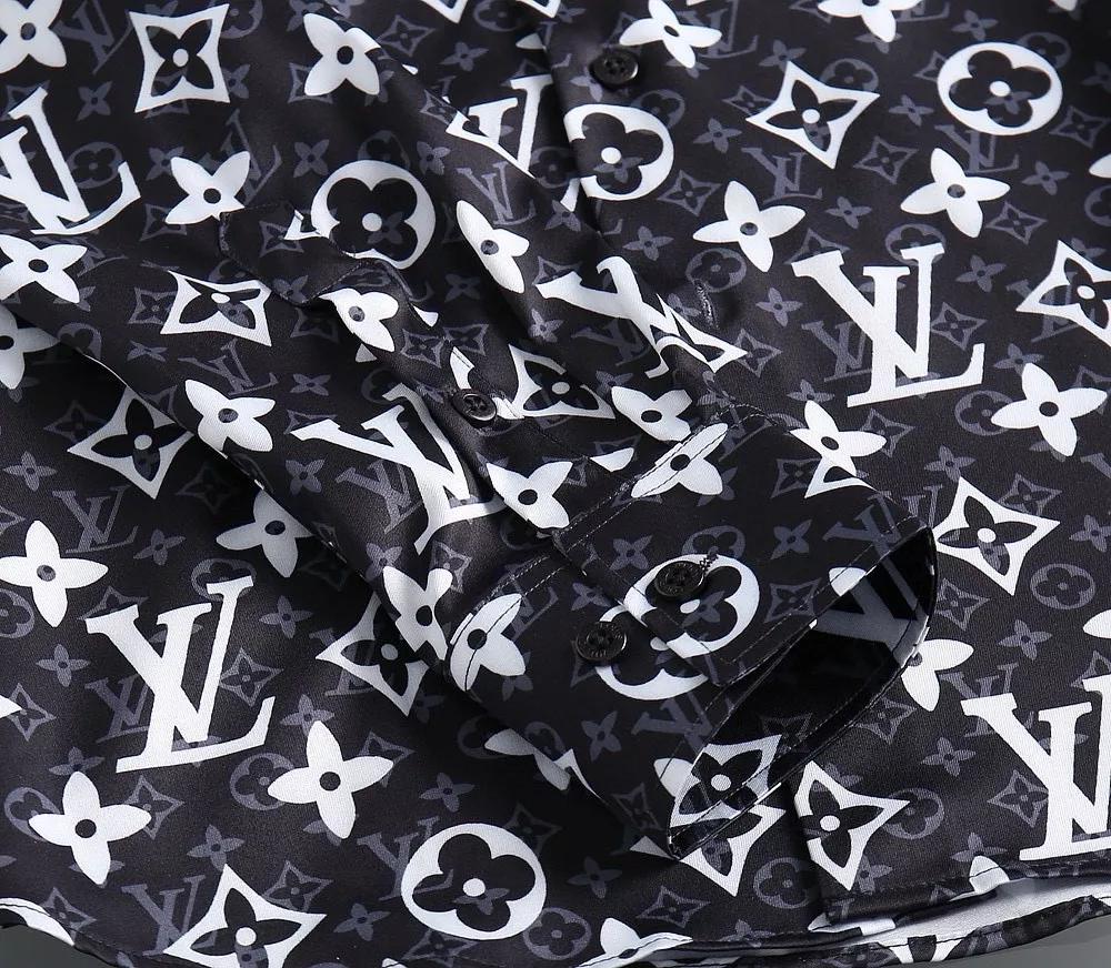 Louis Vuitton LV Shirts Long Sleeved For Men Comfortable 8022
