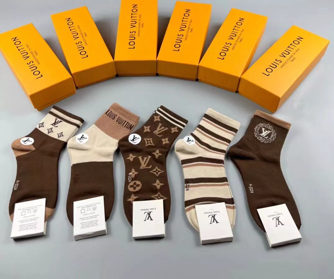 Louis Vuitton LV Socks For Women Soft 8837