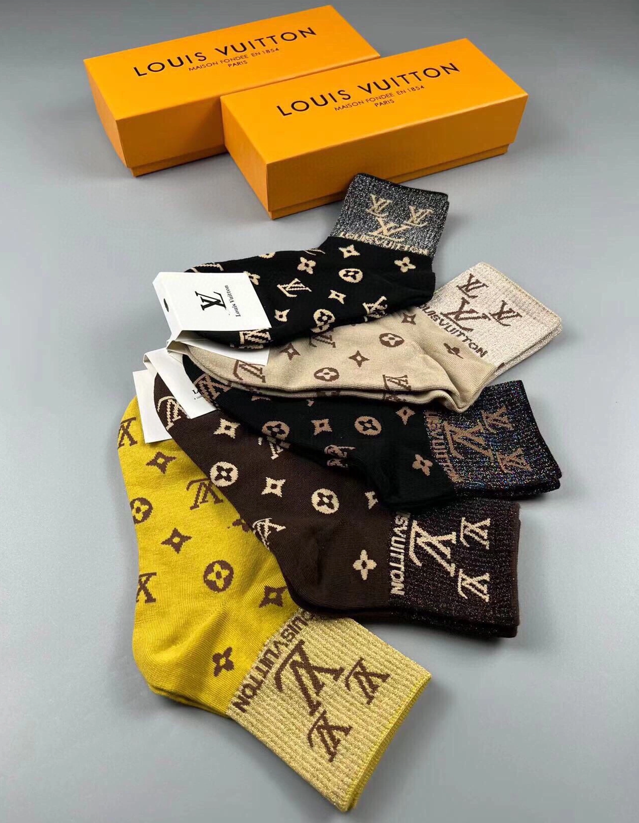 Louis Vuitton LV Socks For Women StreetReady 514