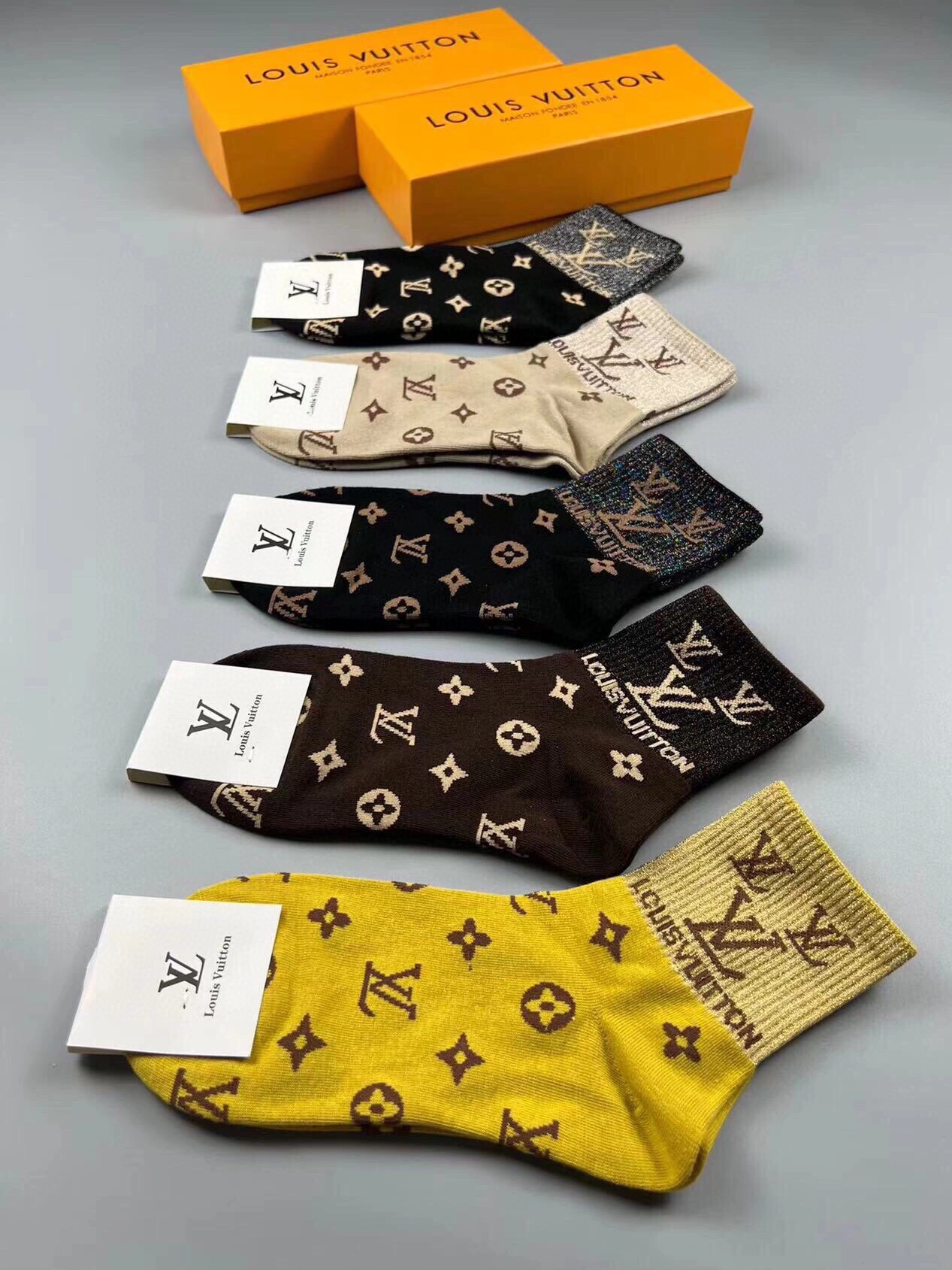 Louis Vuitton LV Socks For Women StreetReady 514
