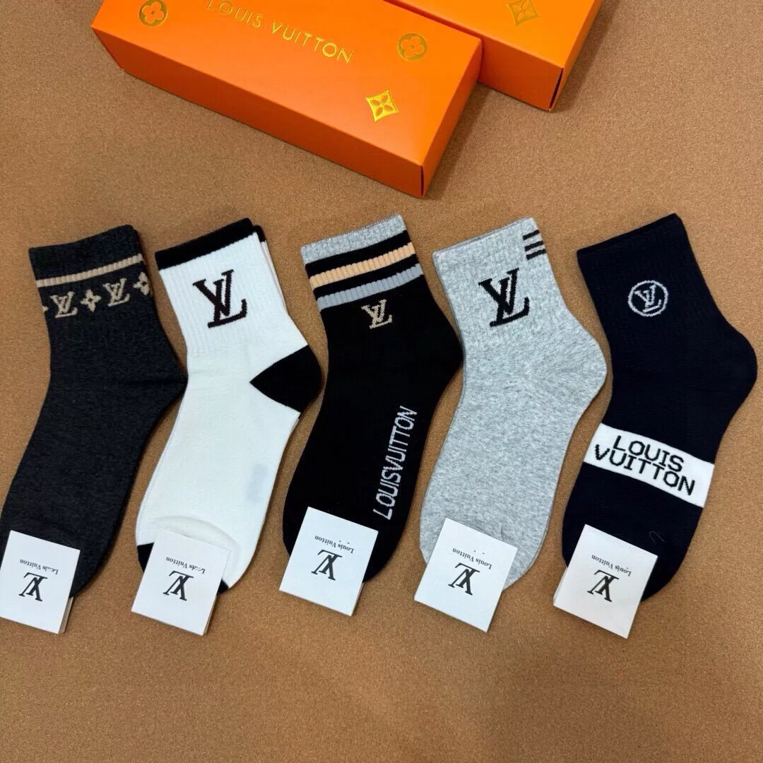 Louis Vuitton LV Socks GoodFit 3537