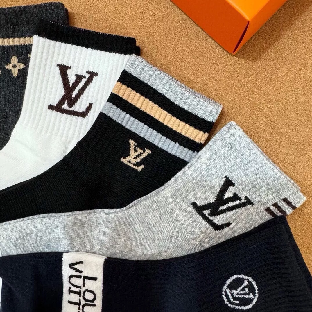 Louis Vuitton LV Socks GoodFit 3537