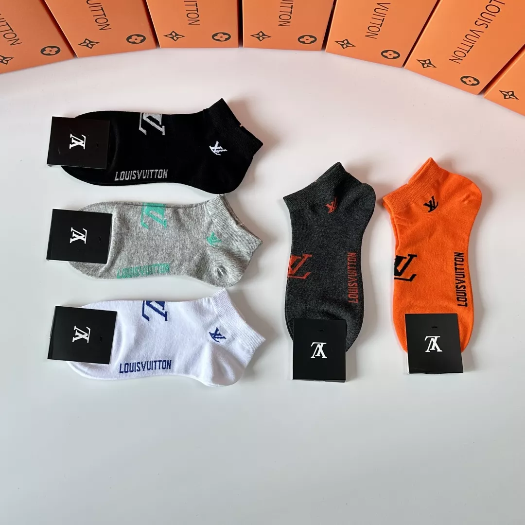 Louis Vuitton LV Socks Trendy 2145