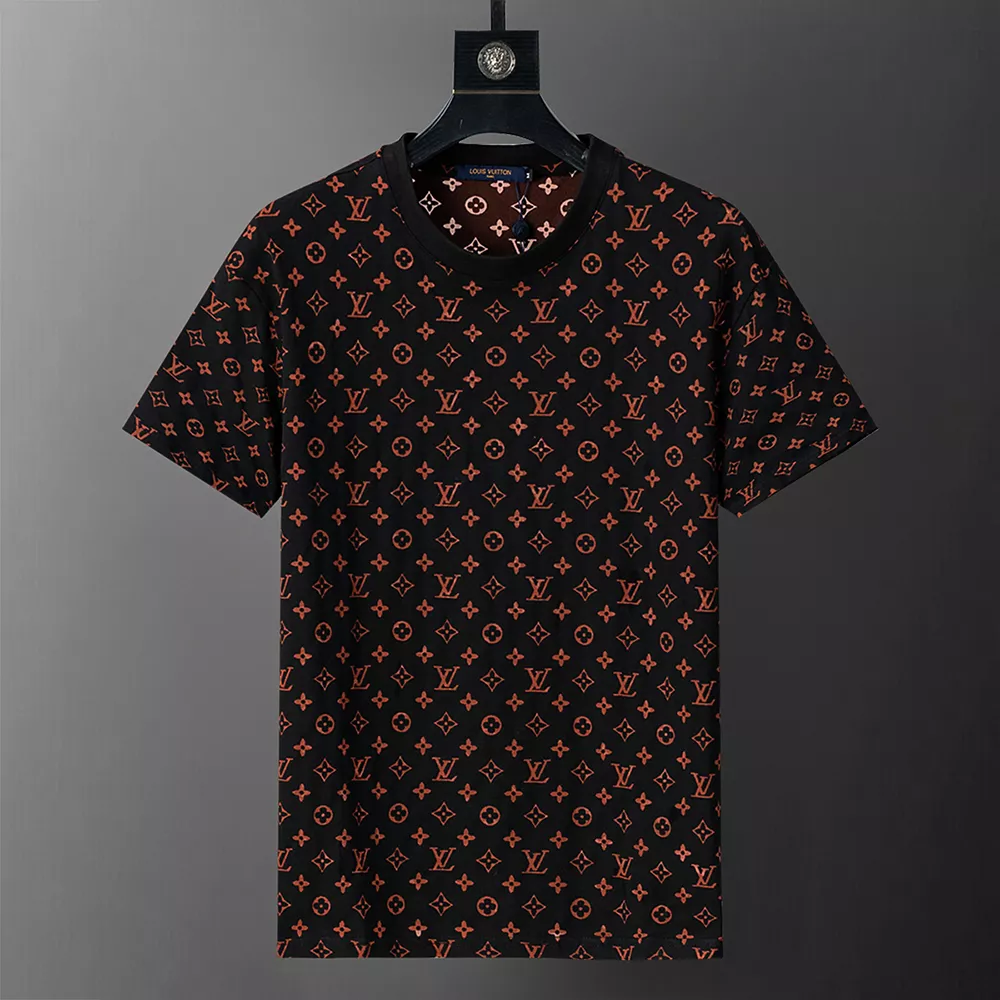 Louis Vuitton LV T-Shirts Short Sleeved For Men Comfortable 2609