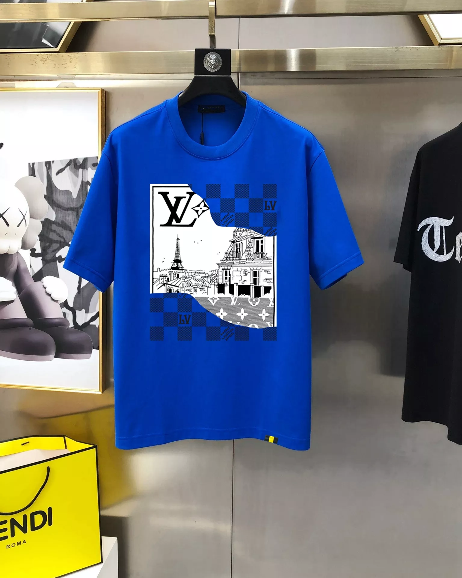Louis Vuitton LV T-Shirts Short Sleeved For Men DailyWear 8213