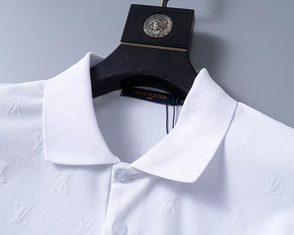 Louis Vuitton LV T-Shirts Short Sleeved For Men Durable 1565