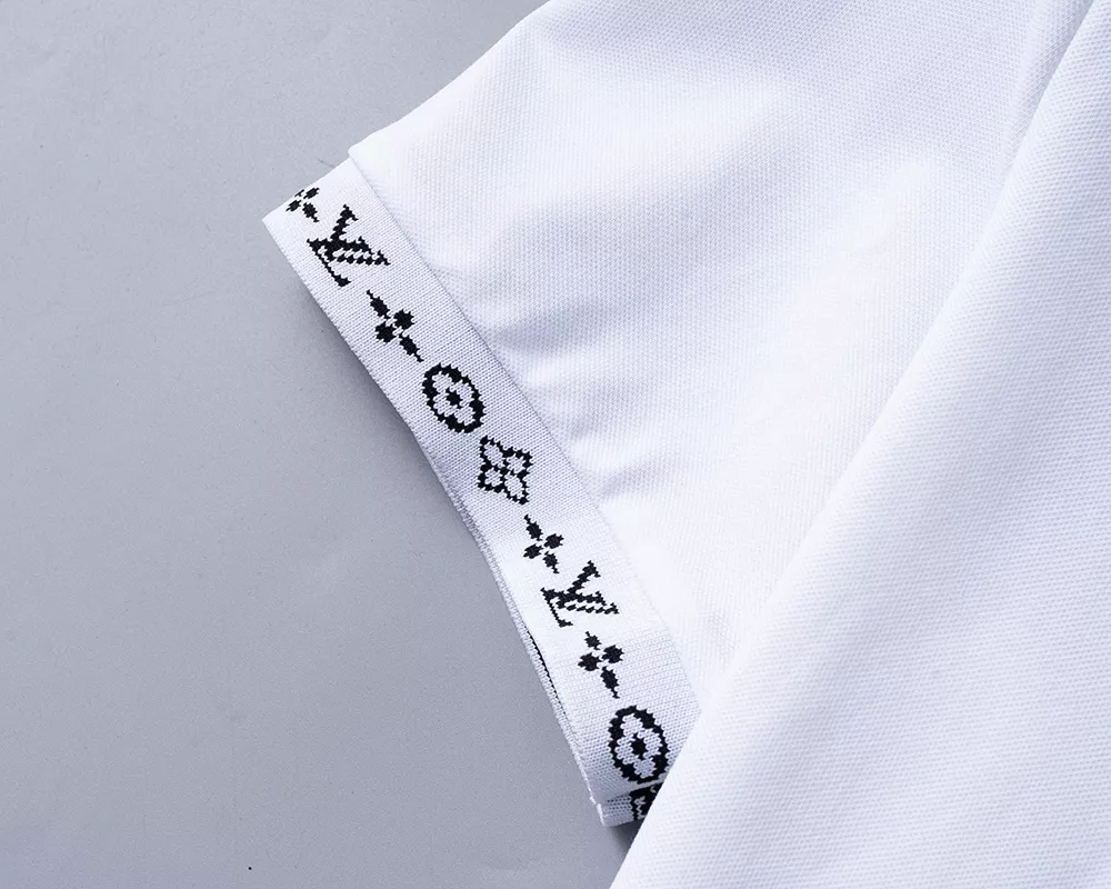 Louis Vuitton LV T-Shirts Short Sleeved For Men EyeCatching 6044