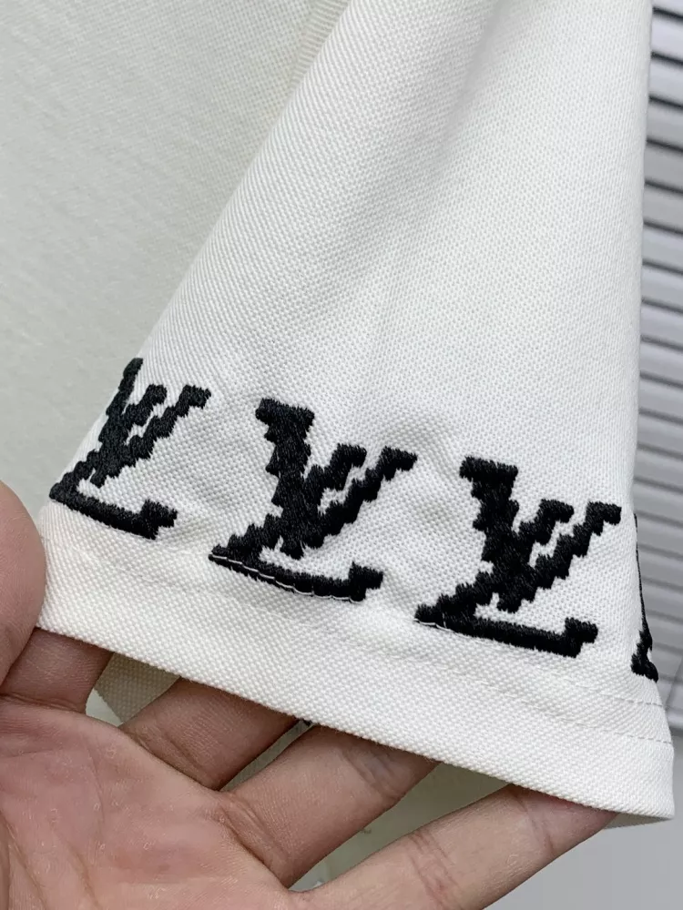 Louis Vuitton LV T-Shirts Short Sleeved For Men Flexible 8294