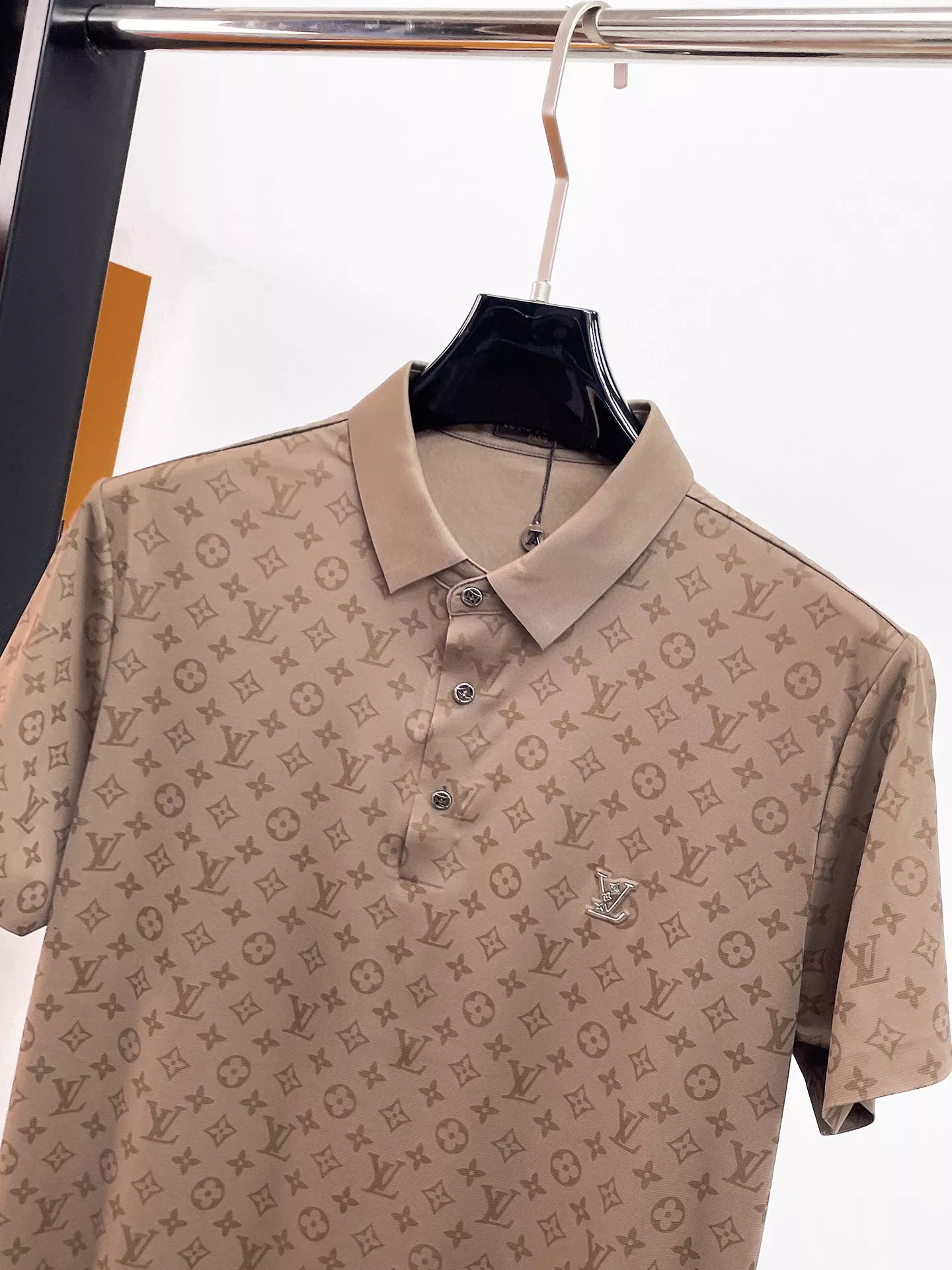 Louis Vuitton LV T-Shirts Short Sleeved For Men GoodFit 9207