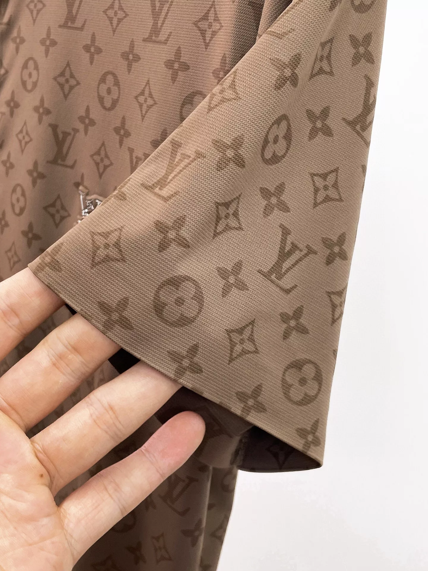 Louis Vuitton LV T-Shirts Short Sleeved For Men GoodFit 9207