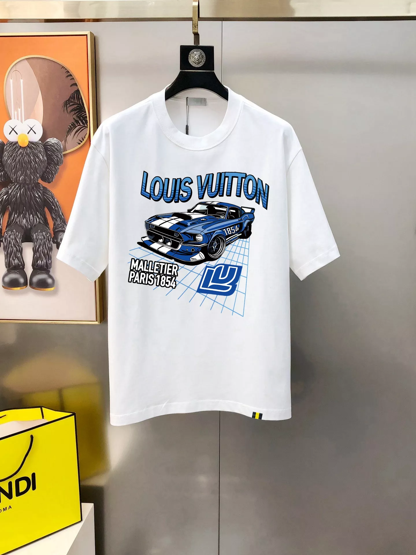 Louis Vuitton LV T-Shirts Short Sleeved For Men Modern 6098