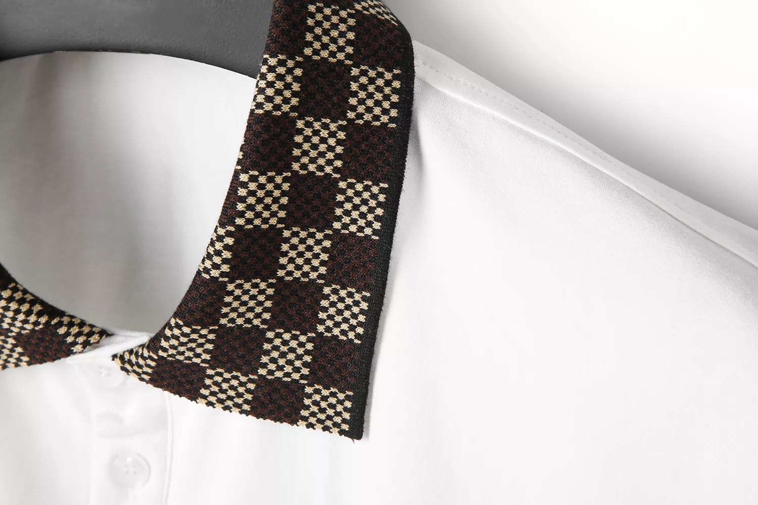 Louis Vuitton LV T-Shirts Short Sleeved For Men Popular 8368