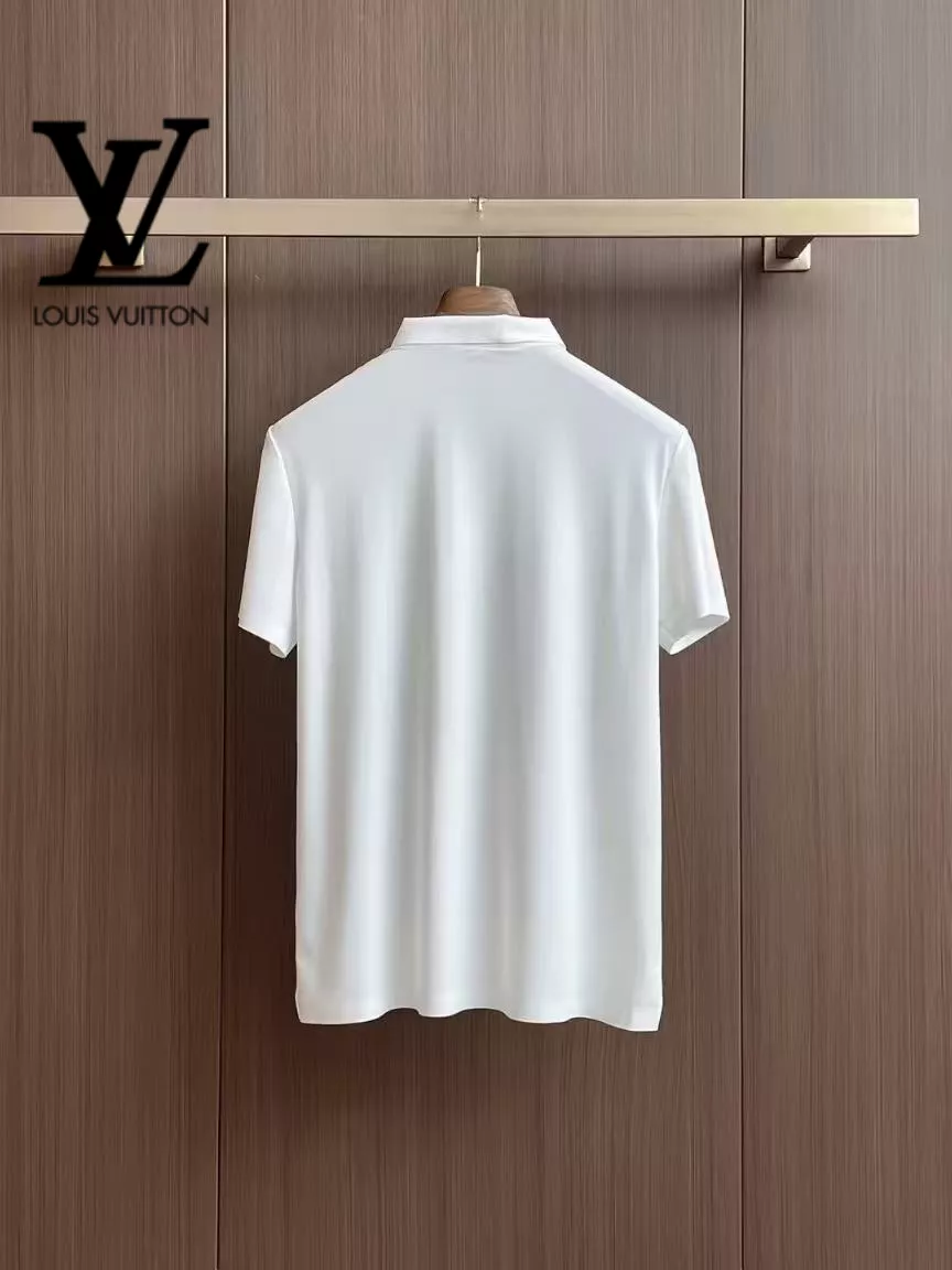 Louis Vuitton LV T-Shirts Short Sleeved For Men Practical 863