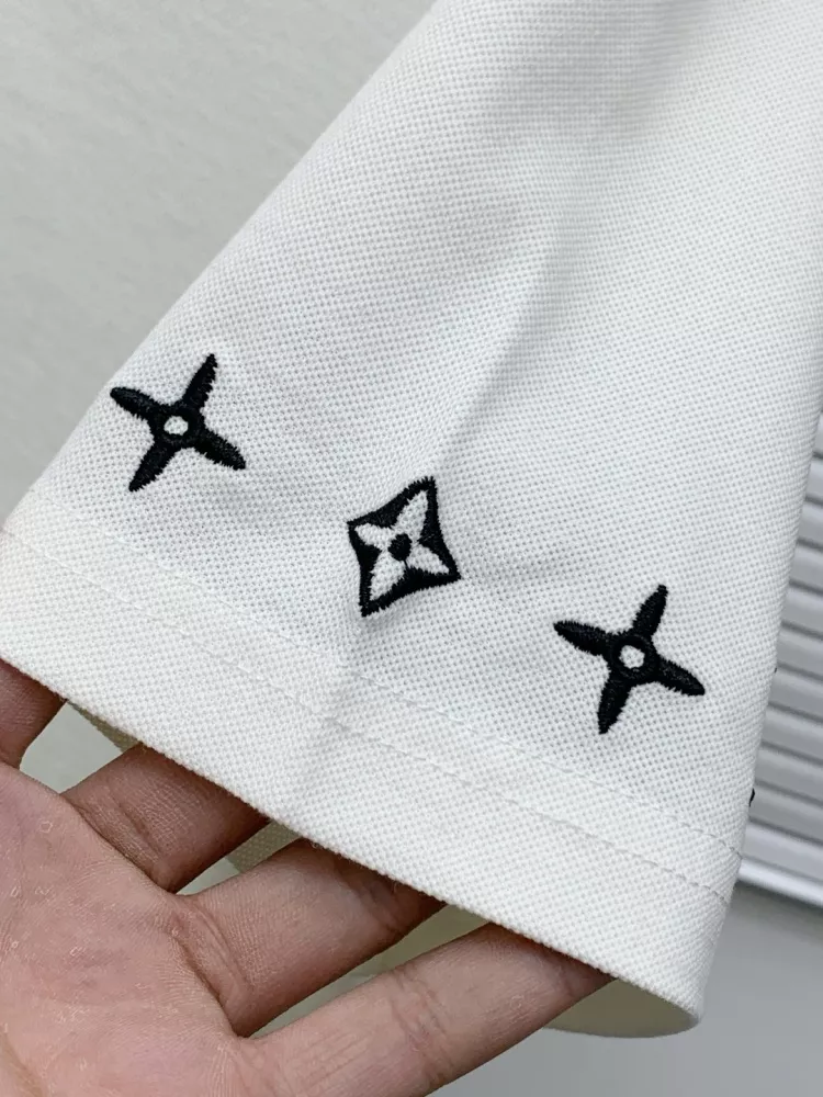 Louis Vuitton LV T-Shirts Short Sleeved For Men Resilient 4724