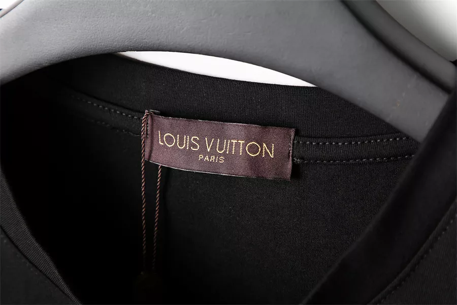 Louis Vuitton LV T-Shirts Short Sleeved For Men TopPick 6914