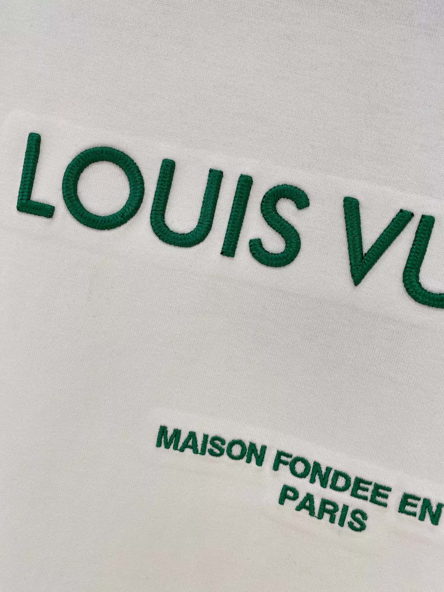 Louis Vuitton LV T-Shirts Short Sleeved For Men Trendsetting 790