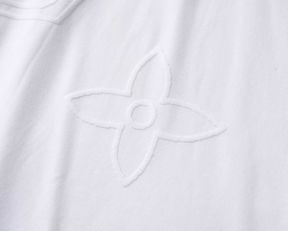 Louis Vuitton LV T-Shirts Short Sleeved For Men Trendy 388