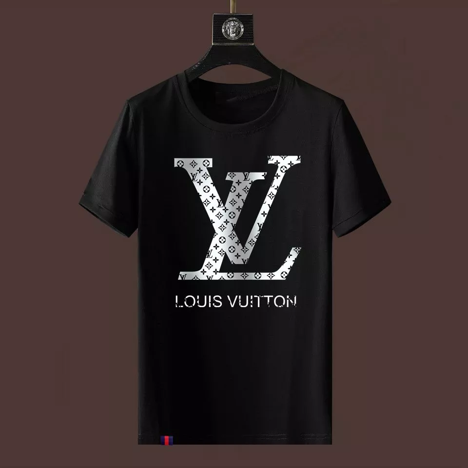 Louis Vuitton LV T-Shirts Short Sleeved For Men Trendy 4415