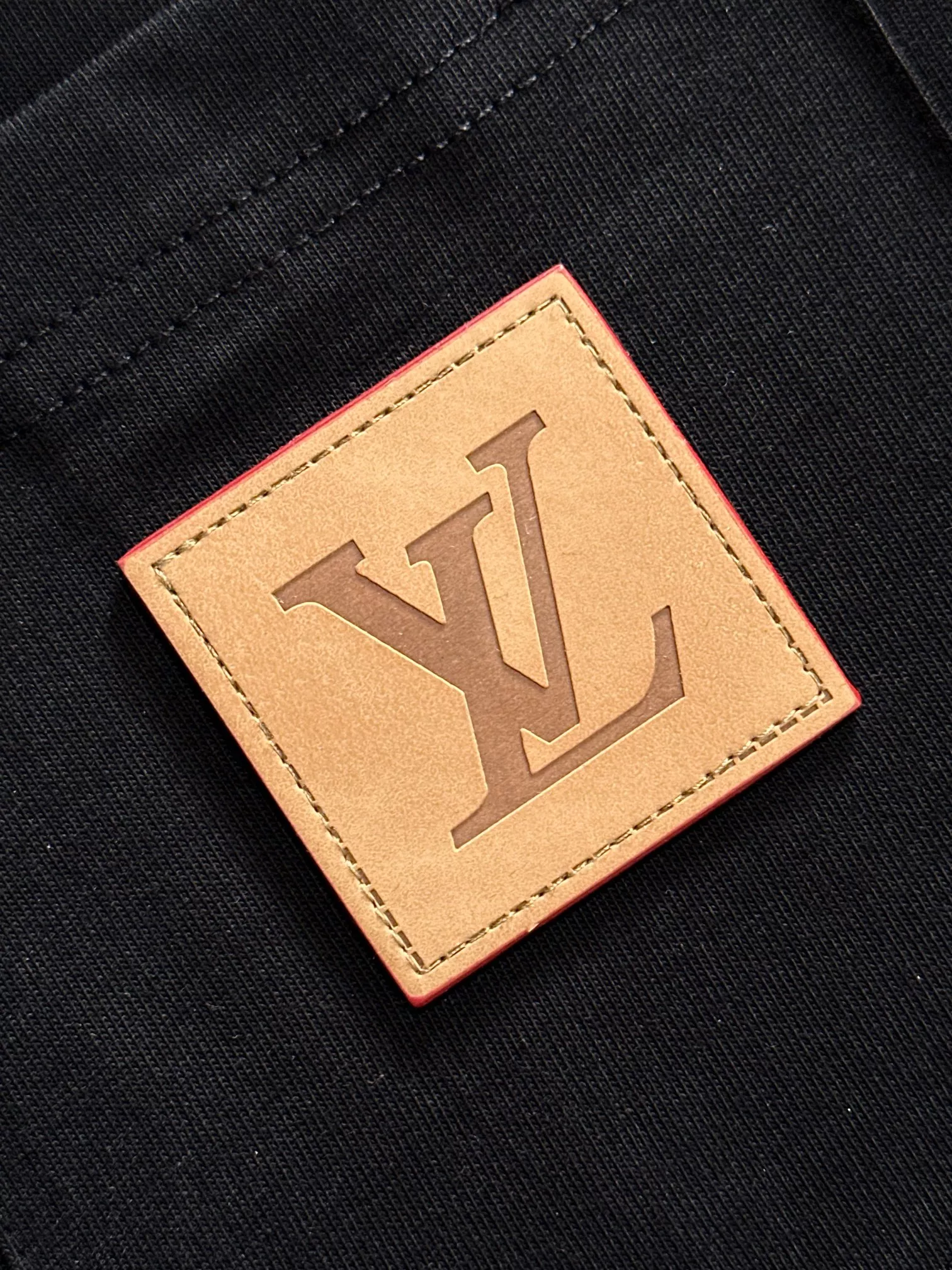 Louis Vuitton LV T-Shirts Short Sleeved For Unisex Compact 4694