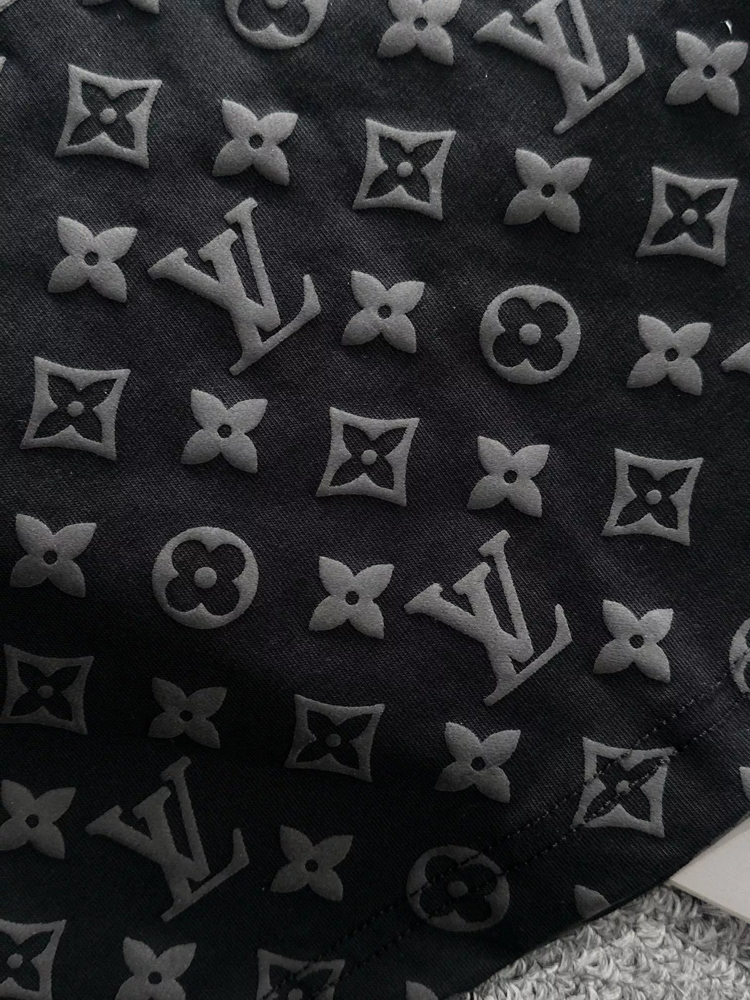 Louis Vuitton LV T-Shirts Short Sleeved For Unisex Compact 4694