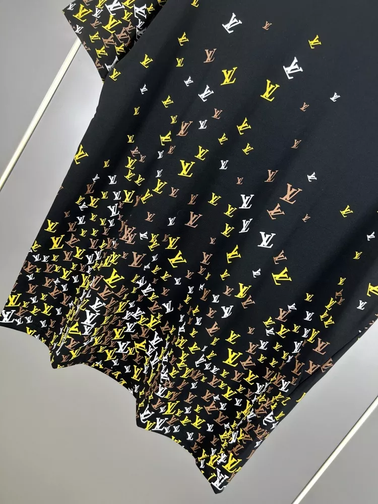 Louis Vuitton LV T-Shirts Short Sleeved For Unisex Durable 4956
