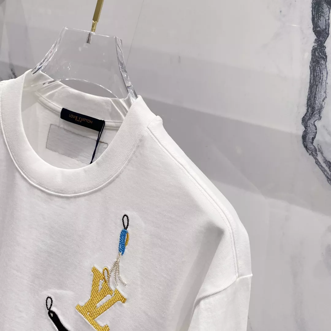 Louis Vuitton LV T-Shirts Short Sleeved For Unisex Lightweight 5410