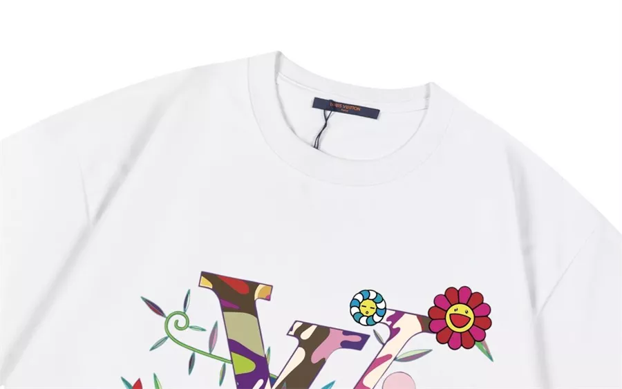 Louis Vuitton LV T-Shirts Short Sleeved For Unisex ModernLook 6881