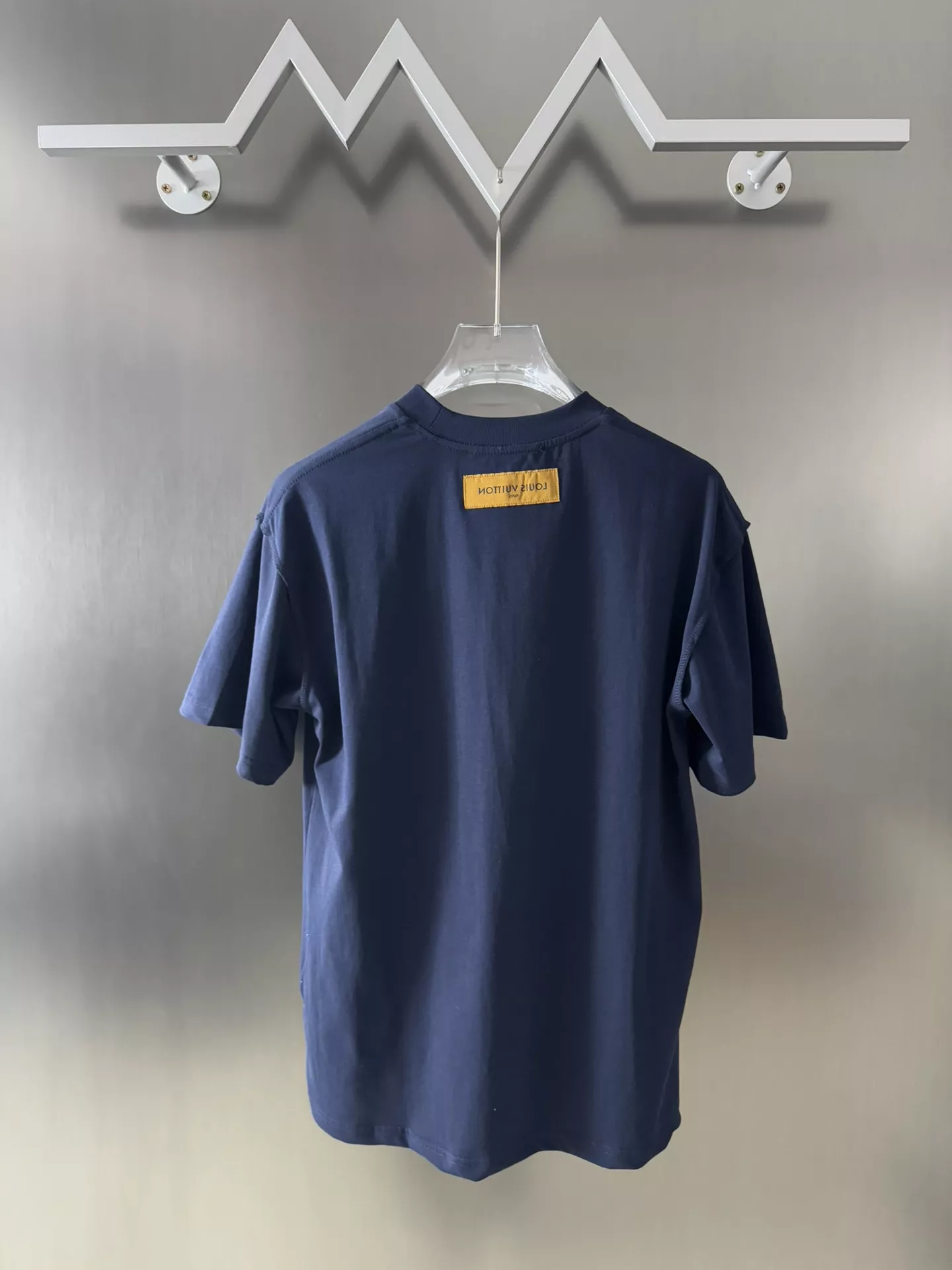 Louis Vuitton LV T-Shirts Short Sleeved For Unisex Refined 8597