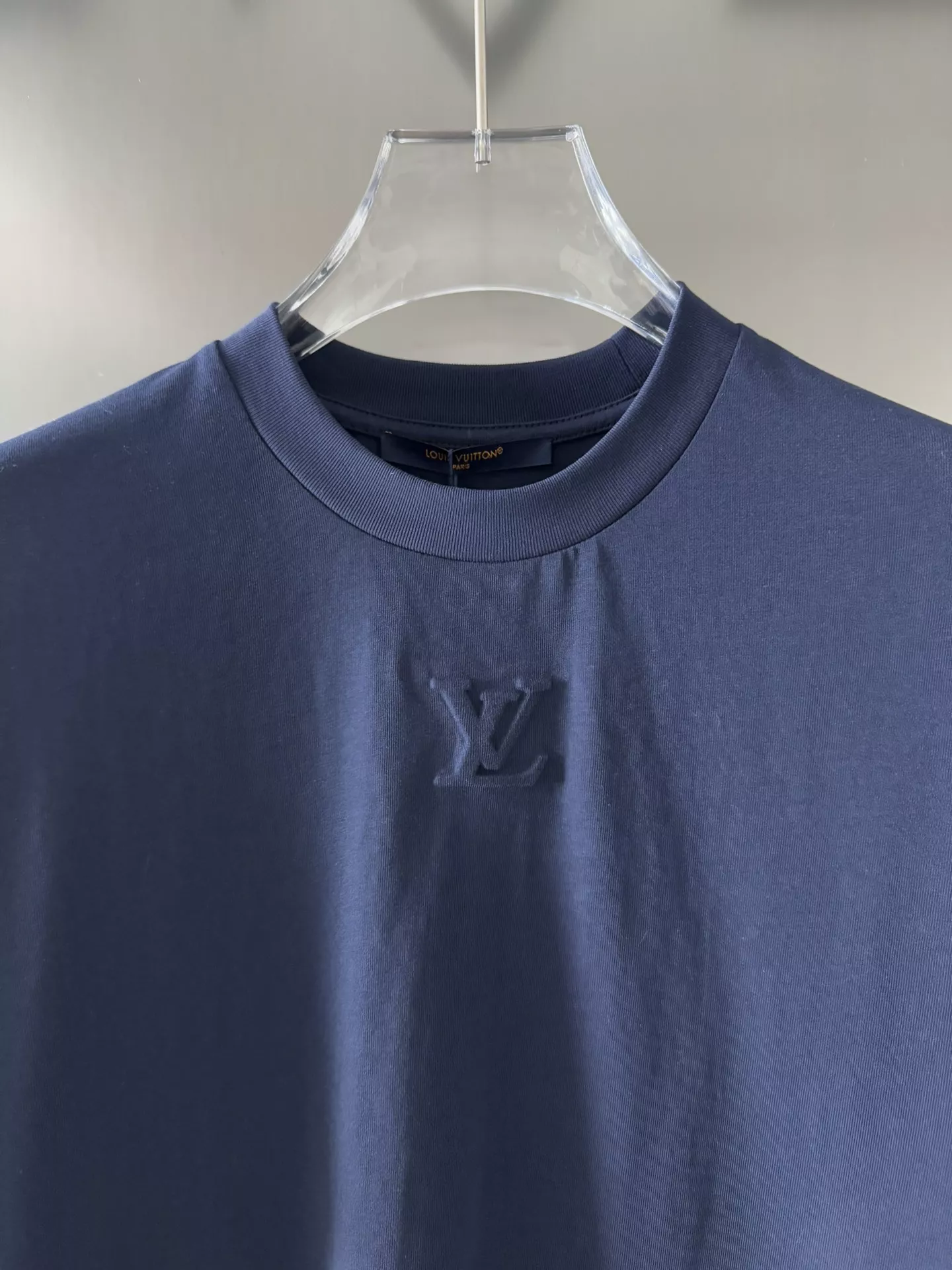 Louis Vuitton LV T-Shirts Short Sleeved For Unisex Refined 8597