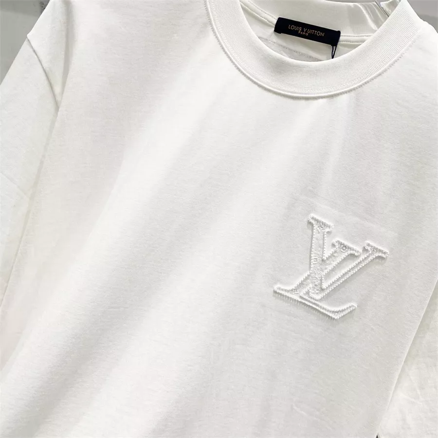 Louis Vuitton LV T-Shirts Short Sleeved For Unisex Refined 8707