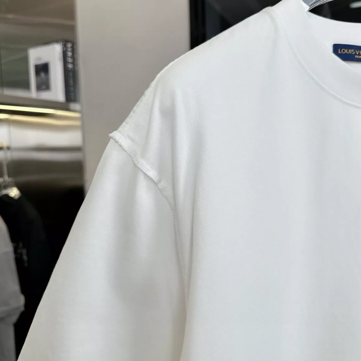 Louis Vuitton LV T-Shirts Short Sleeved For Unisex Resilient 6455