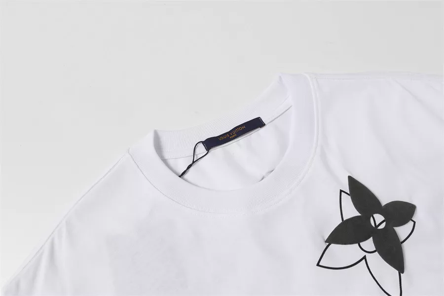 Louis Vuitton LV T-Shirts Short Sleeved For Unisex Sleek 3167