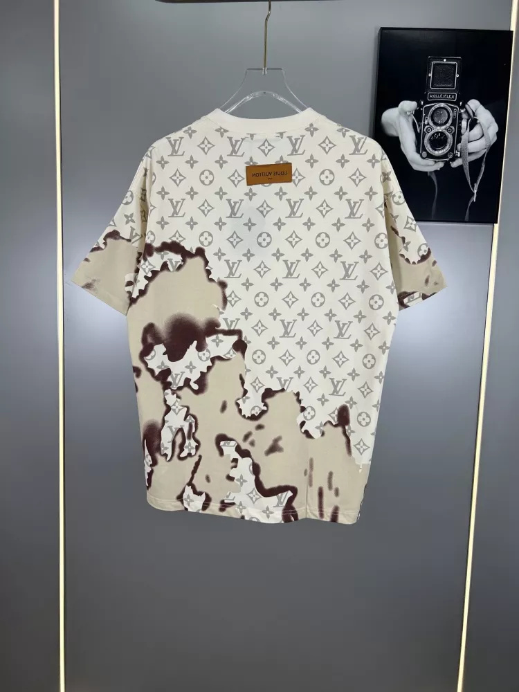 Louis Vuitton LV T-Shirts Short Sleeved For Unisex Sleek 6171