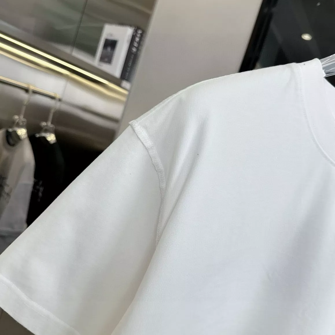 Louis Vuitton LV T-Shirts Short Sleeved For Unisex Trendsetting 427