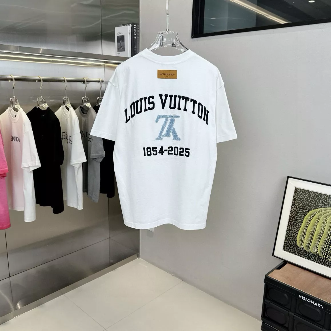 Louis Vuitton LV T-Shirts Short Sleeved For Unisex Trendsetting 427