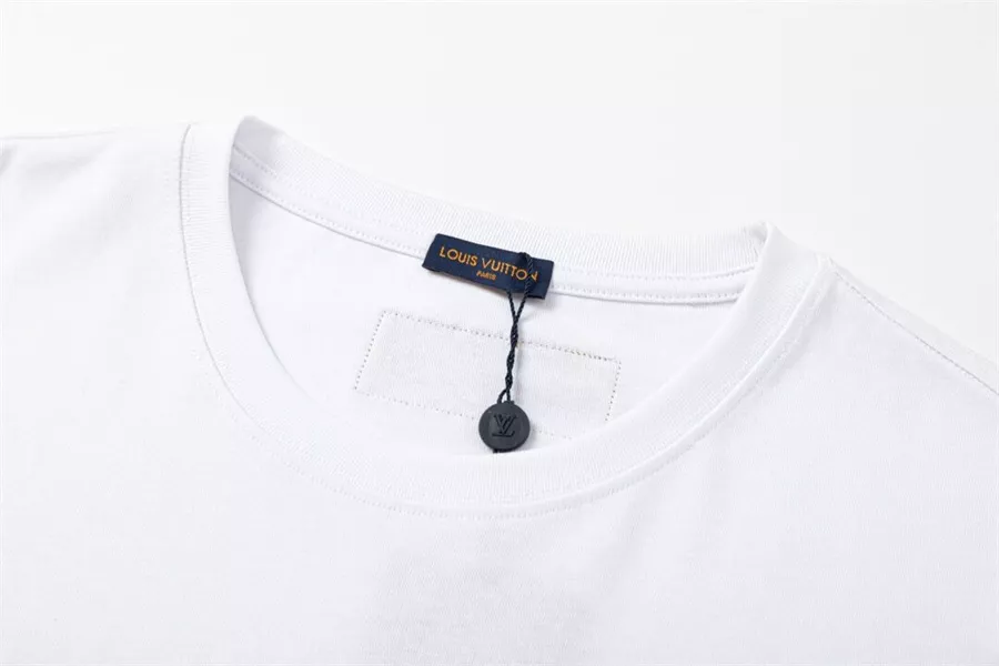 Louis Vuitton LV T-Shirts Short Sleeved For Unisex Trendsetting 9271