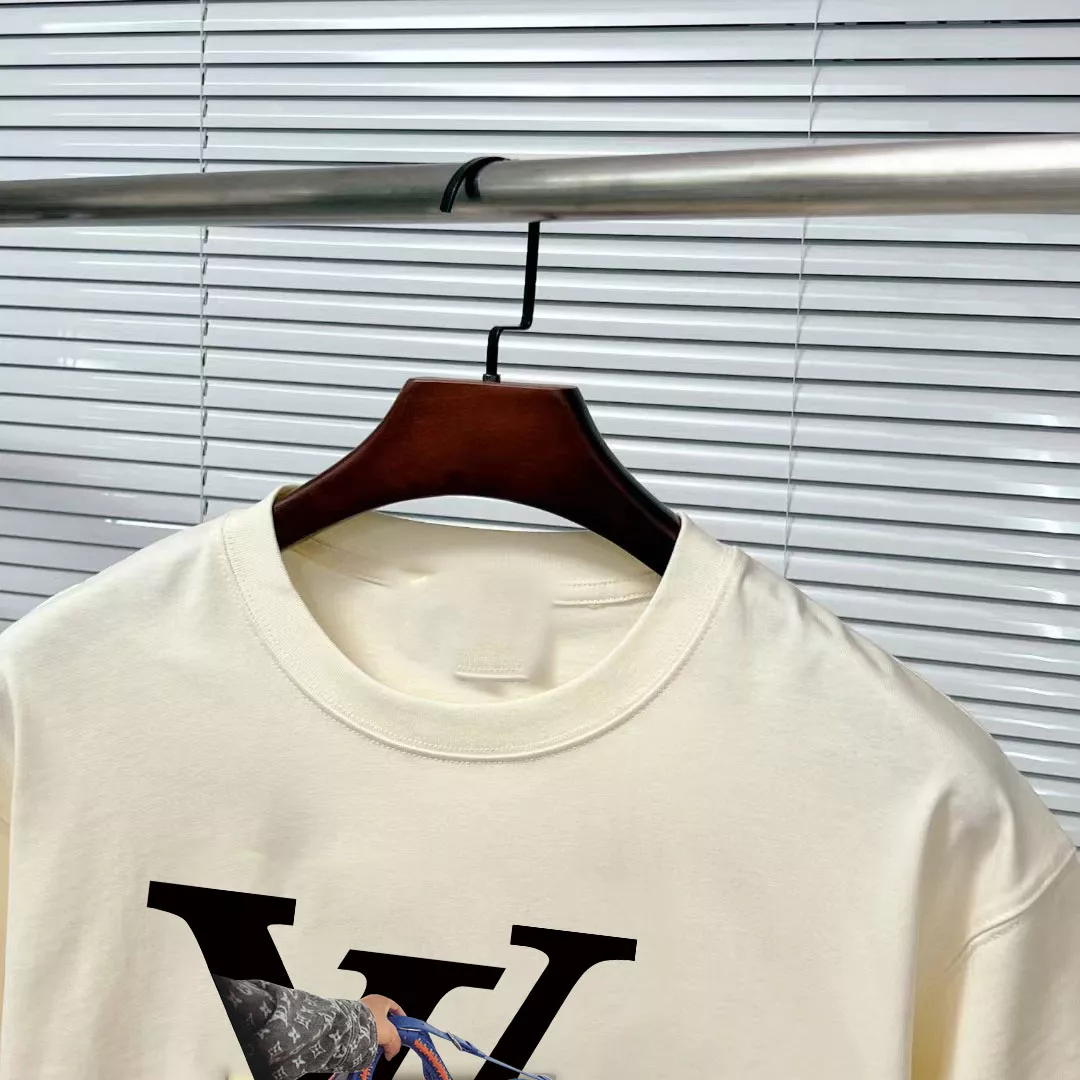 Louis Vuitton LV T-Shirts Short Sleeved For Unisex Trendy 5870