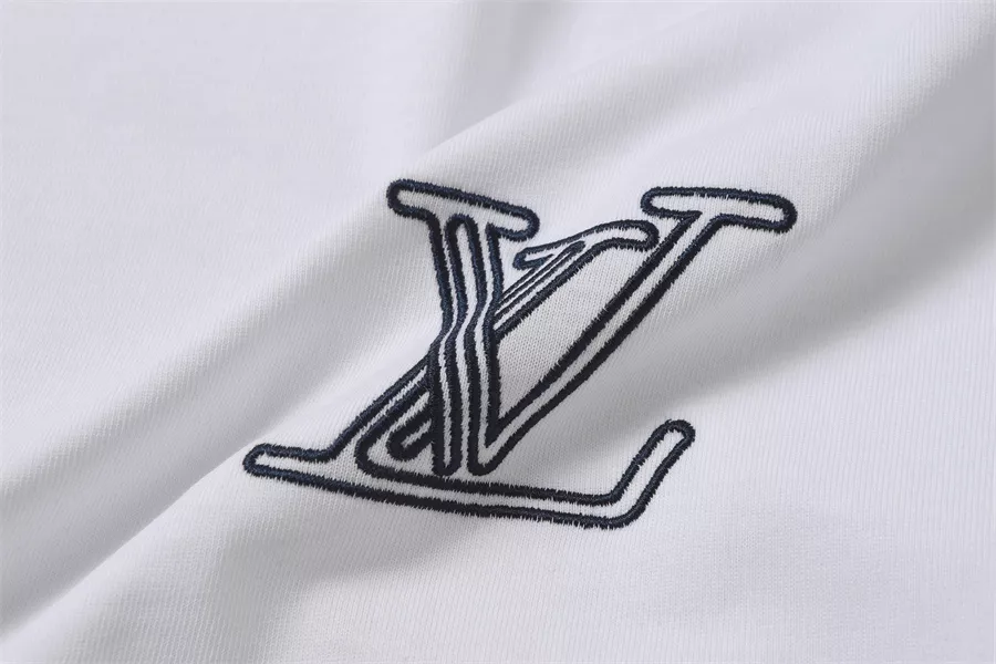 Louis Vuitton LV T-Shirts Short Sleeved For Unisex Trendy 6976