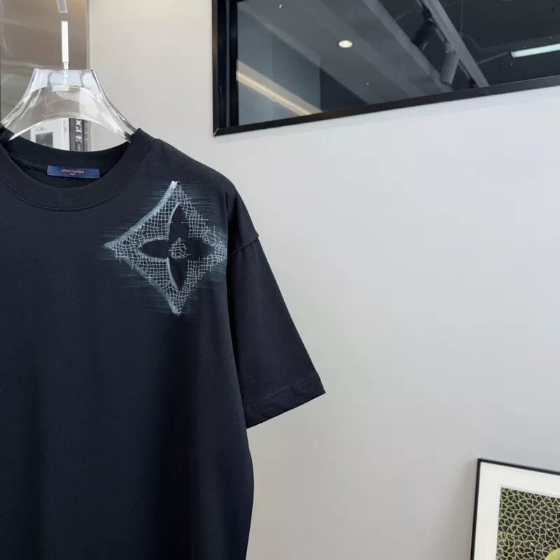 Louis Vuitton LV T-Shirts Short Sleeved For Unisex Unique 1384
