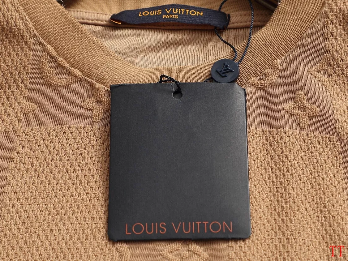 Louis Vuitton LV T-Shirts Short Sleeved For Unisex Unique 667