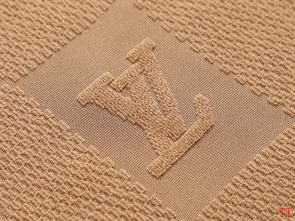 Louis Vuitton LV T-Shirts Short Sleeved For Unisex Unique 667