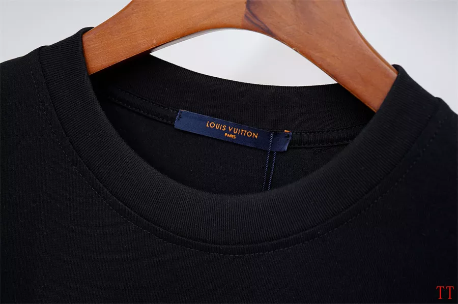 Louis Vuitton LV T-Shirts Short Sleeved For Unisex Versatile 2706