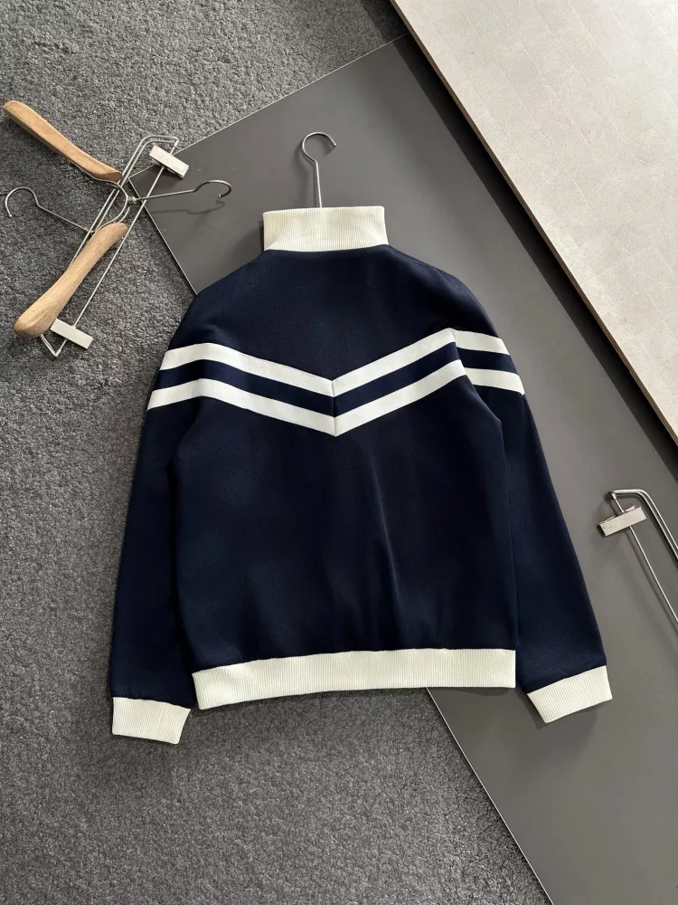Louis Vuitton LV Tracksuits Long Sleeved For Men EasyMatch 1981