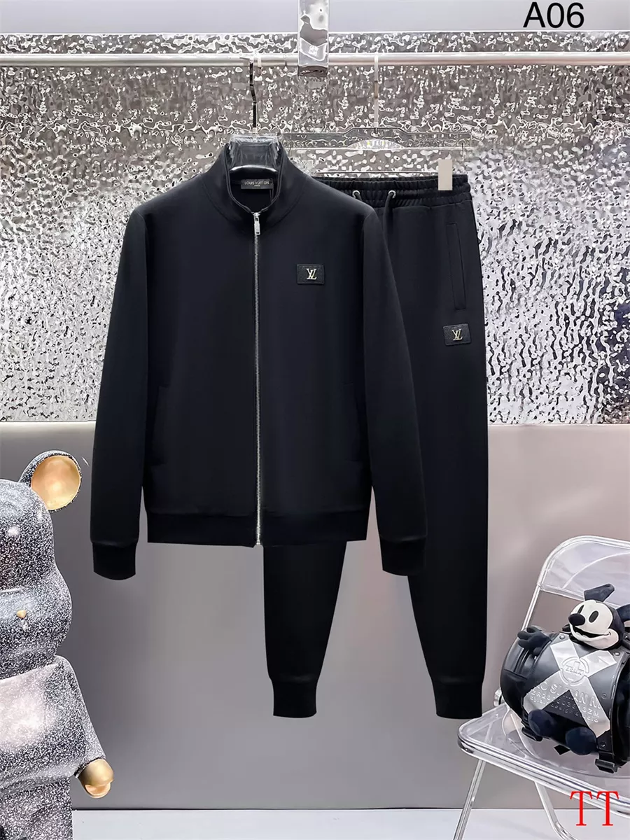 Louis Vuitton LV Tracksuits Long Sleeved For Men GoodFit 7670