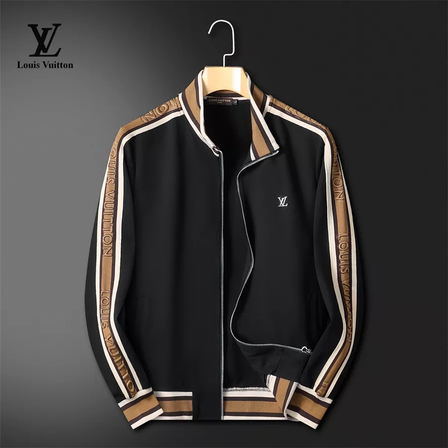 Louis Vuitton LV Tracksuits Long Sleeved For Men Popular 4718